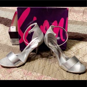 Women’s high heels 6 1/2 size